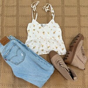 Hollister Floral Tank Size Small